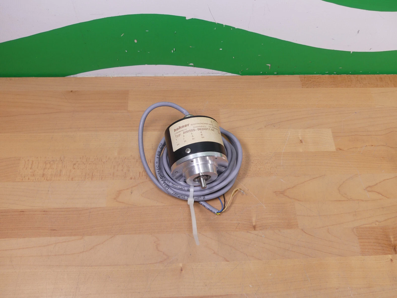 Абсолютный энкодер Hohner AWI58S-122A011-50 Абсолютный энкодер Hohner AWI58S-122A011-50